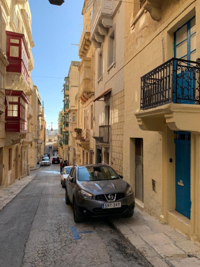 Studio Apartment In فاليتا المظهر الخارجي الصورة